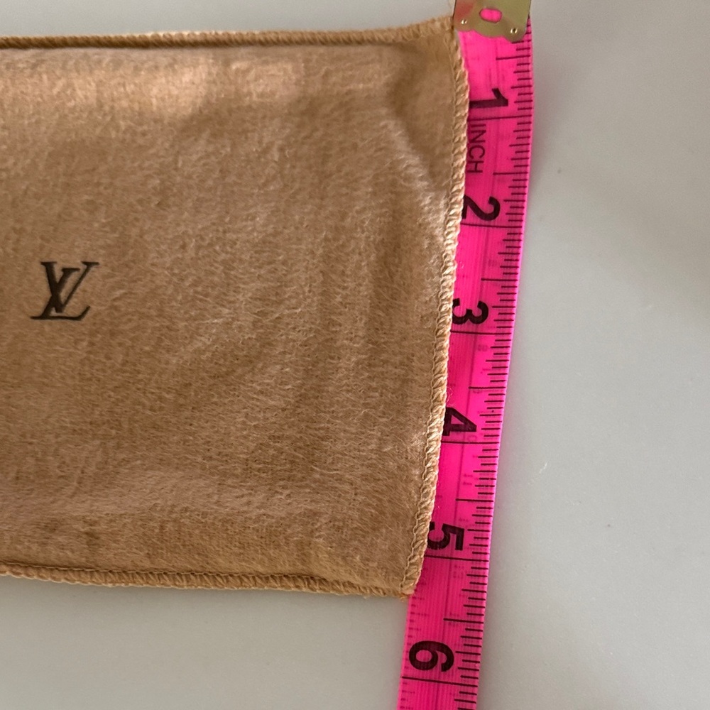 Louis Vuitton Small Dust Bag - Picture 3 of 3